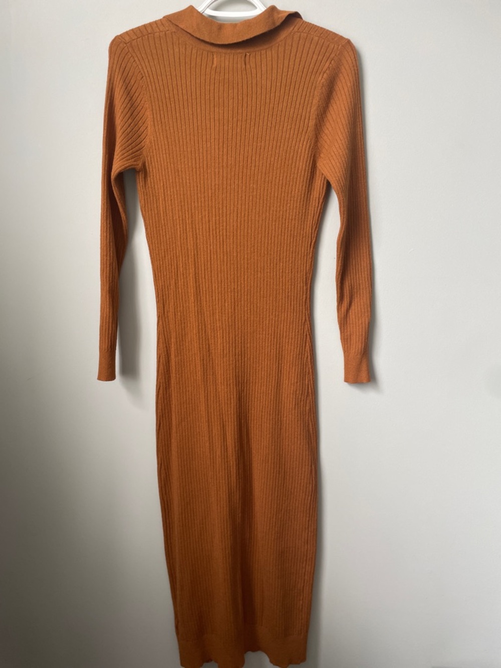 Heartloom Ribbed Button-Front Long Sleeve Midi Dress in Rust - Picture 7 of 7